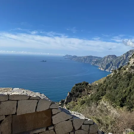Nido Ξενοδοχείο