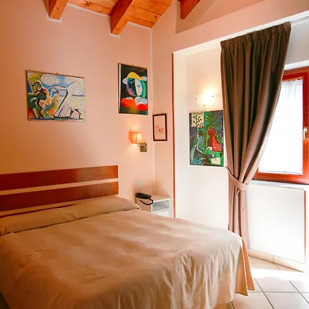 Nido Hotel 3*