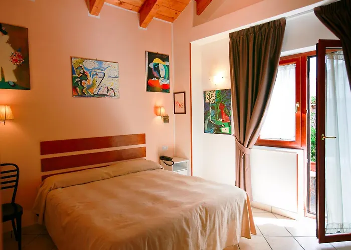 Nido Hotel 3*